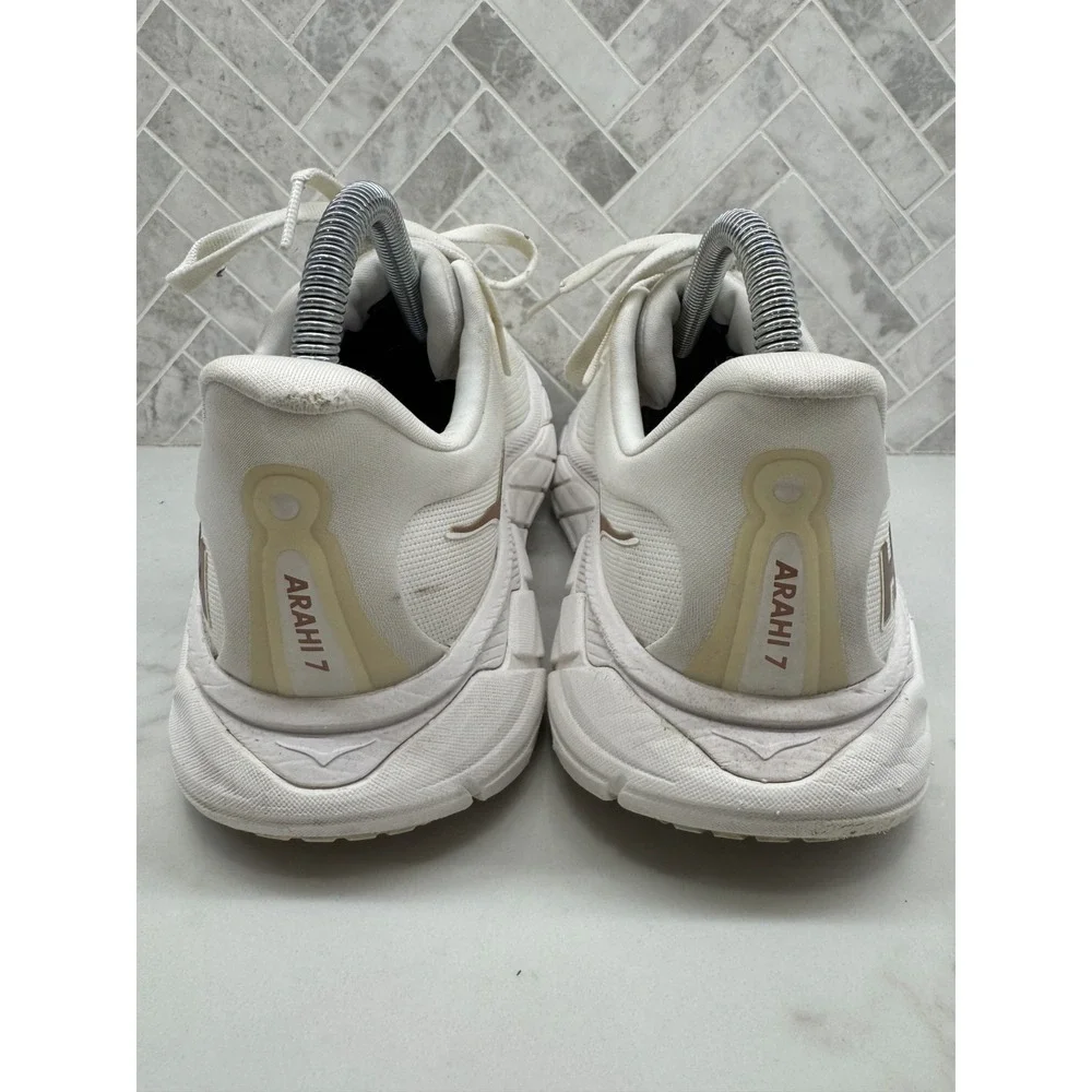 Hoka One One Arahi 7 Running Shoes Women Size 8.5 B 8.5B White Athletic Sneakers